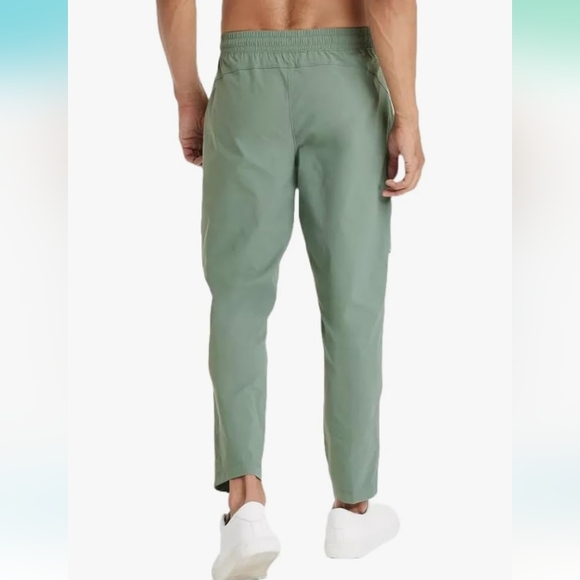 NWT MENS All In Motion CARGO PANT XXL green cool feel stretch waist drawstring - Picture 2 of 3